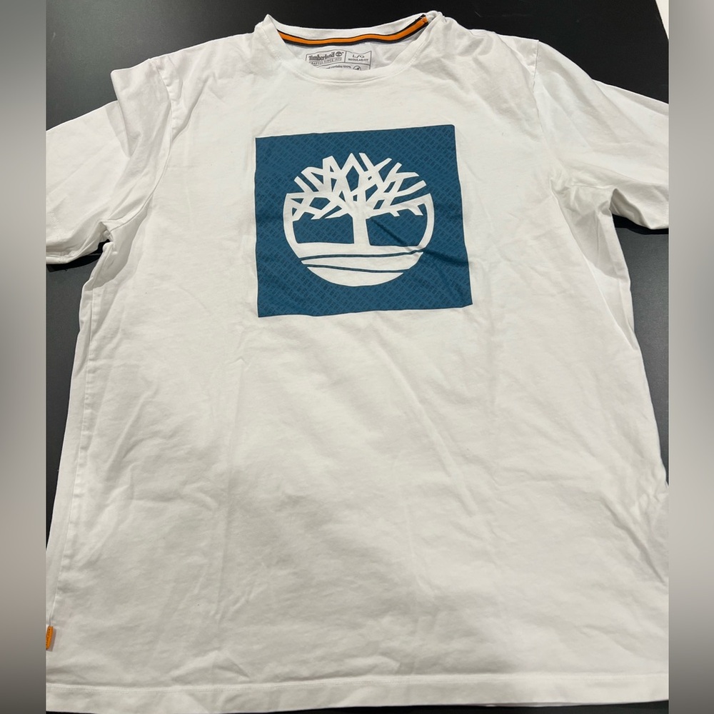 Men’s Timberland t-shirt.